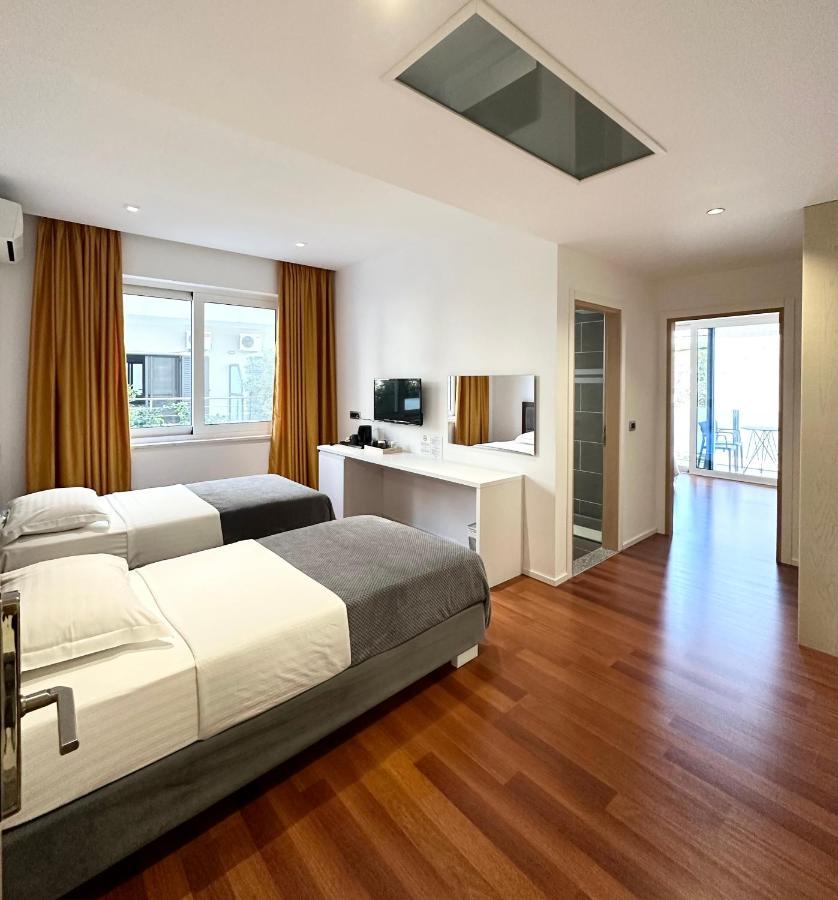 3B Suites Boutique Hotel Саранда Экстерьер фото
