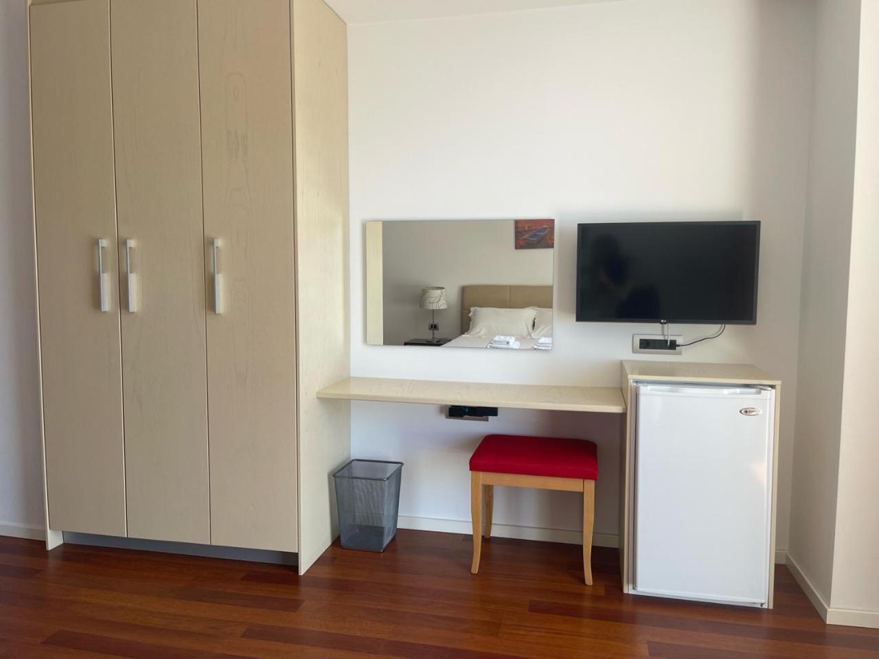 3B Suites Boutique Hotel Саранда Экстерьер фото